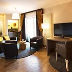 Regiohotel - #panoramablick #wellness #wallbox #grossesabendbuffet