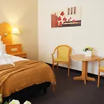Regiohotel - #panoramablick #wellness #wallbox #grossesabendbuffet Hotel 3*