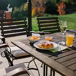 ホテル Regiohotel - #panoramablick #wellness #wallbox #grossesabendbuffet