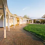 Regiohotel - #panoramablick #wellness #wallbox #grossesabendbuffet 3*