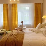 ホテル Regiohotel - #panoramablick #wellness #wallbox #grossesabendbuffet