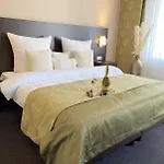 Regiohotel - #panoramablick #wellness #wallbox #grossesabendbuffet ホテル