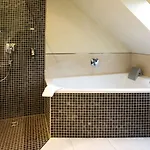 Regiohotel - #panoramablick #wellness #wallbox #grossesabendbuffet ホテル 3*