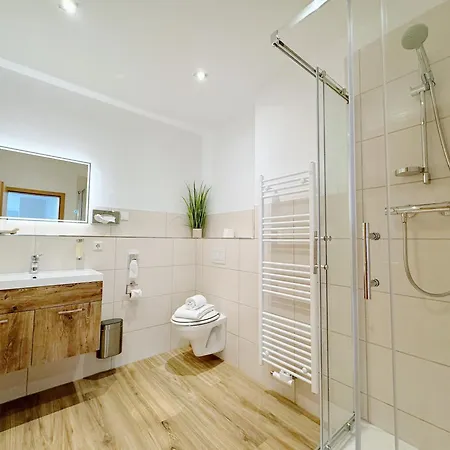 Regiohotel - #panoramablick #wellness #wallbox #grossesabendbuffet Hotel