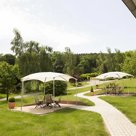 Regiohotel - #panoramablick #wellness #wallbox #grossesabendbuffet فندق 3*