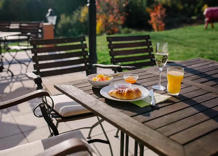 Hotell Regiohotel - #panoramablick #wellness #wallbox #grossesabendbuffet