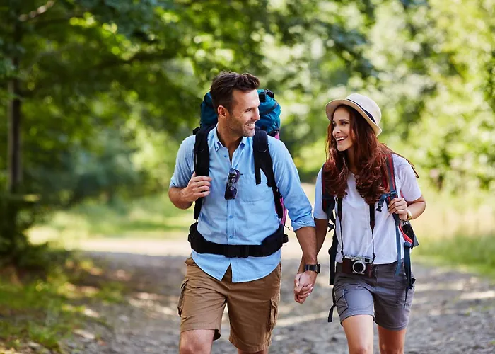 Regiohotel - #panoramablick #wellness #wallbox #grossesabendbuffet