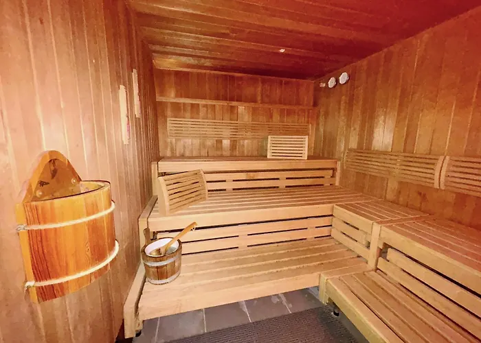 Hotell Regiohotel - #panoramablick #wellness #wallbox #grossesabendbuffet