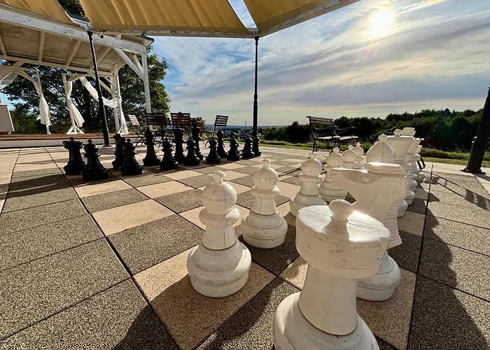 Regiohotel - #panoramablick #wellness #wallbox #grossesabendbuffet 3*