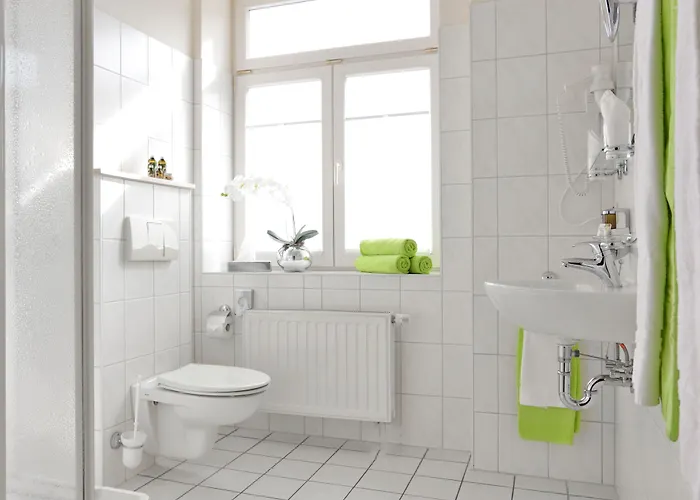 Regiohotel - #panoramablick #wellness #wallbox #grossesabendbuffet