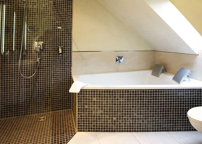 Regiohotel - #panoramablick #wellness #wallbox #grossesabendbuffet Szálloda 3*